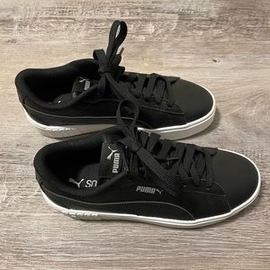 Black/White Puma Sneakers
